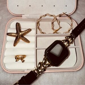 Stainless Steel Love Heart Shell Inlay Cuff Bracelet - Perfect for Valentine's